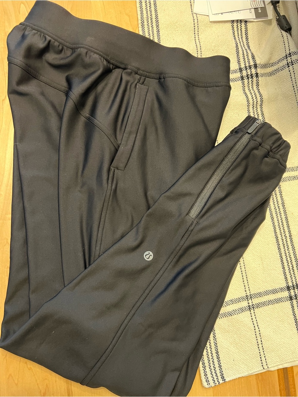 lululemon athletica Adapted State High-Rise Jogger - size 4